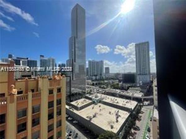Centro, 151 SE 1st St #1505, Miami, Florida 33131, image 1