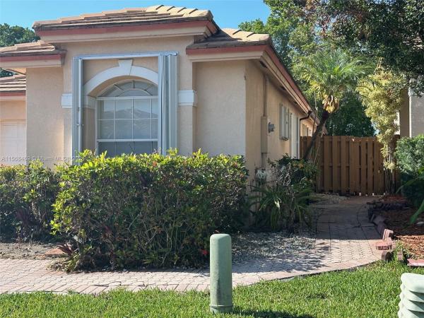 Costa Verde, 9921 NW 32nd St, Doral, Florida 33172, image 2