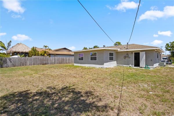 Swan Park, 170 NW Curry St, Port St. Lucie, Florida 34983, image 3