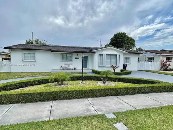 Westbrooke Gardens, 2134 SW 98th Ave, University Park, Florida 33165, image 1