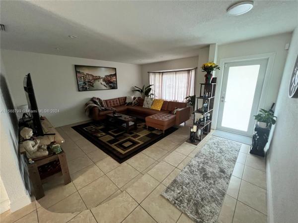 Westbrooke Gardens, 2134 SW 98th Ave, University Park, Florida 33165, image 3