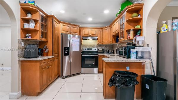 Jenada Villas, Wilton Manors, Florida 33311, image 1