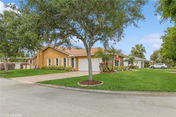 Cypress Lakes, 838 NW 107th Ln, Coral Springs, Florida 33071, image 2