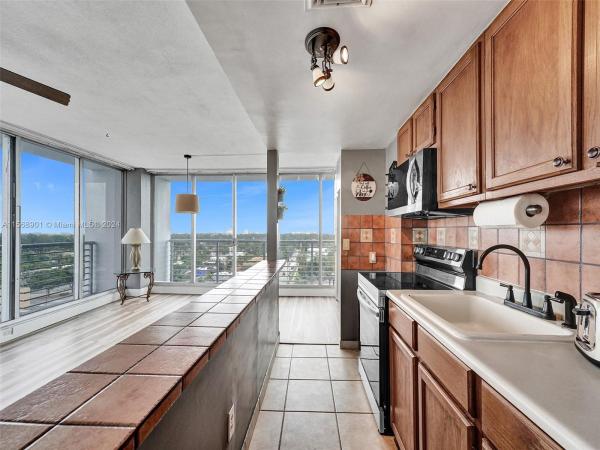 Home Tower, 1720 Harrison St #10E, Hollywood, Florida 33020, image 3