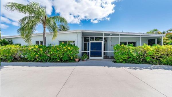 201 NE 43rd St, Deerfield Beach, Florida 33064, image 1
