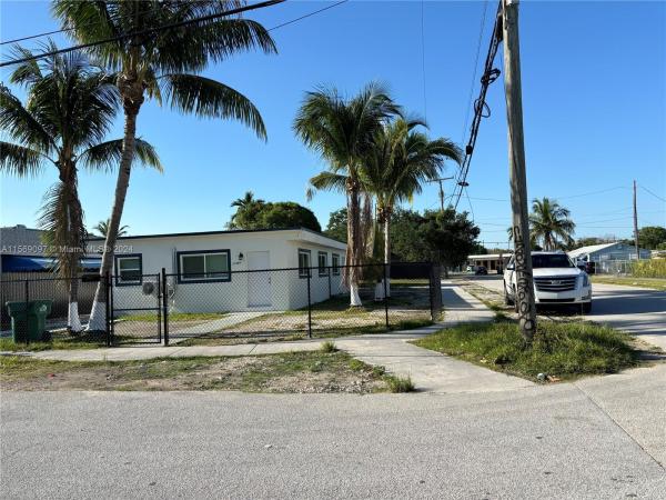 Goulds No HOA, 11501 SW 215th St, Goulds, Florida 33189, image 1