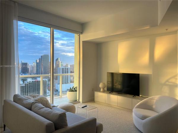 Quantum On The Bay, 1900 N Bayshore Dr #4119, Miami, Florida 33132, image 1