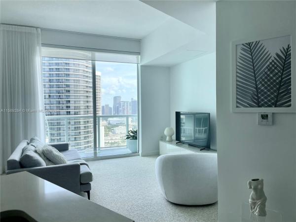 Quantum On The Bay, 1900 N Bayshore Dr #4119, Miami, Florida 33132, image 3
