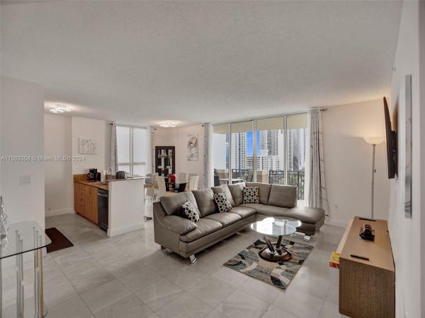 King David Of Sunny Isles, 17555 Atlantic Blvd #1101, Sunny Isles Beach, Florida 33160, image 1