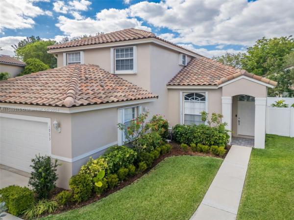 Brittany Bay At Silver Lakes, 1953 NW 181st Ave, Pembroke Pines, Florida 33029, image 2