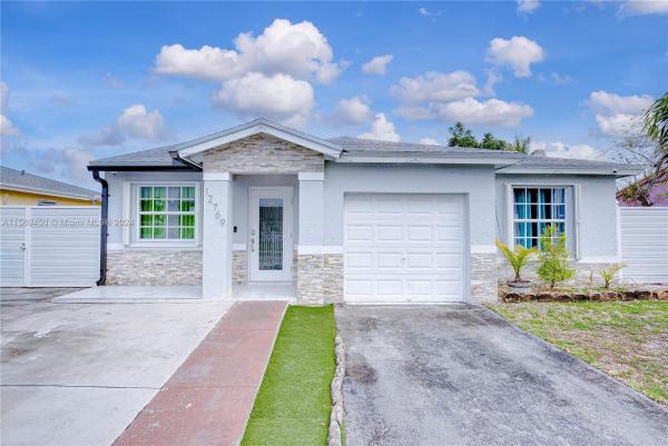 12769 SW 266th Ter, Unincorporated Dade County, Florida 33032, image 2