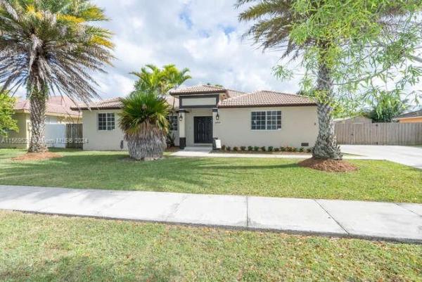 18914 SW 306th St, Unincorporated Dade County, Florida 33030, image 1