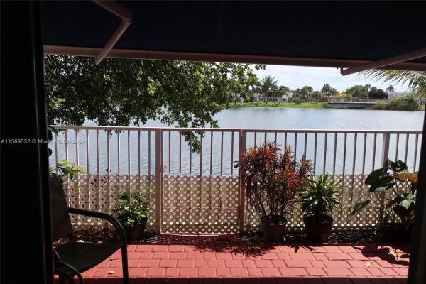 Lago Del Rey, 6910 NW 173rd Dr #1007, Hialeah, Florida 33015, image 3