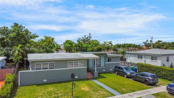 Coral Way Village, 8650 SW 33rd Ter, Westchester, Florida 33155, image 3