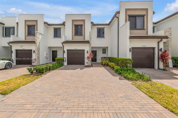 Vistas At Via Ventura, 20913 NE 8th Ave ##20913, Ives Estates, Florida 33179, image 1