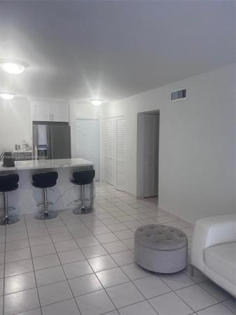 Villas Of Pinecrest, 6713 N Kendall Dr #607, Pinecrest, Florida 33156, image 3