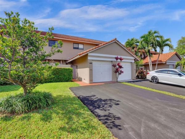 Townhomes Of La Jolla, 11560 SW 91st Ter #11560, Kendall, Florida 33176, image 3