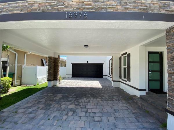 Kendall Commons Residential, 16976 SW 90th Ter, Kendall, Florida 33196, image 3