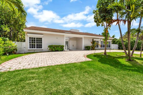 Palm Miami, 6841 SW 71st Ave, Glenvar Heights, Florida 33143, image 2