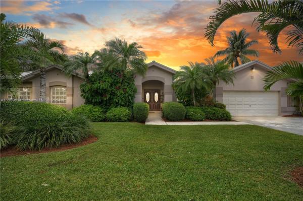Cassandra Estates, 15325 SW 156th Ter, Richmond West, Florida 33187, image 1