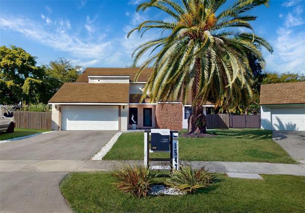 Homestead Lakes Tennessee East, 1547 Flamingo Ct, Homestead, Florida 33035, image 3