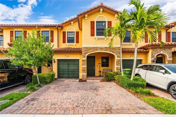 Chateau At The Vineyards, 3761 SE 3rd Ct, Homestead, Florida 33033, image 1