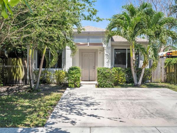 High Ridge Park, 2317 NW 55th Ter, Brownsville, Florida 33142, image 3