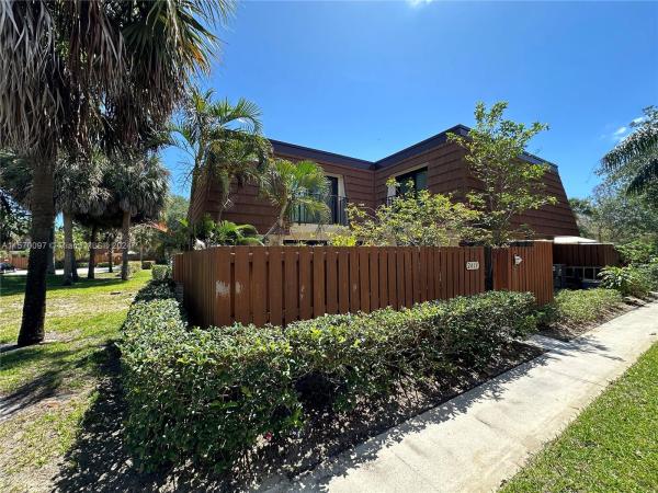 2413 24th Ct, Jupiter, Florida 33477, image 3
