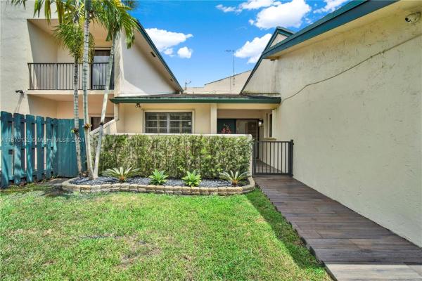 Sunset Condor, 10910 SW 72nd St #272, Kendall, Florida 33173, image 1