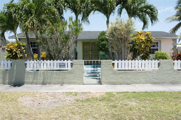 Caseil Heights, 14875 SW 304th Ter, Leisure City, Florida 33033, image 1