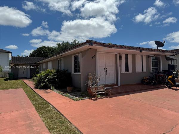 Glademoor, 931 SW 78th Pl, Westchester, Florida 33144, image 3