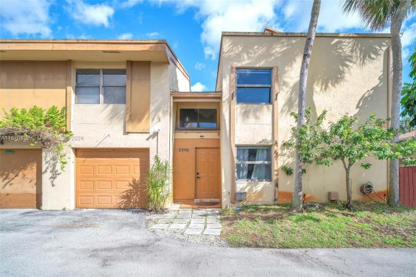 Missionwood At Miramar, 8398 N Missionwood Cir #B-18, Miramar, Florida 33025, image 2