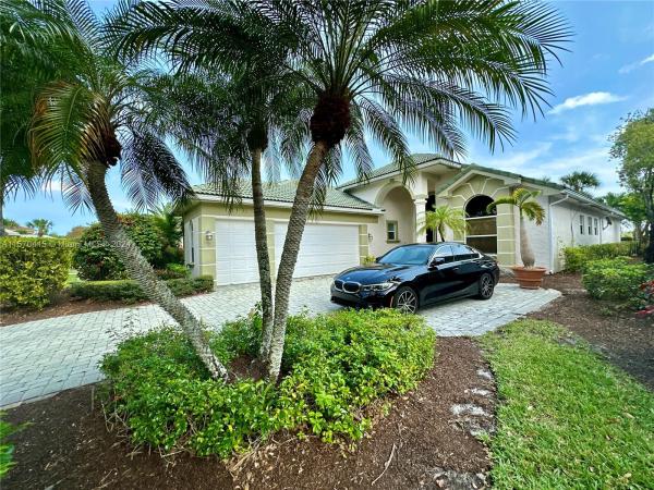 The Greens At Ironhorse, 6646 Oakmont Way, West Palm Beach, Florida 33412, image 1