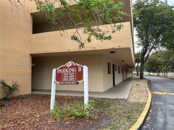 Kendall Acres West, 8415 SW 107th Ave #227W, Kendall, Florida 33173, image 2