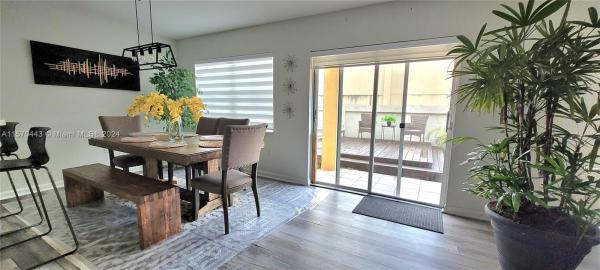 Forest Oak, 14021 N Forest Oak Cir, Davie, Florida 33325, image 2