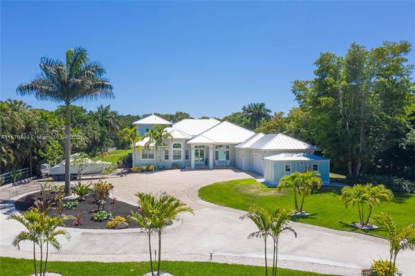 Sunshine Ranches, 14600 Sunset Ln, Southwest Ranches, Florida 33330, image 1