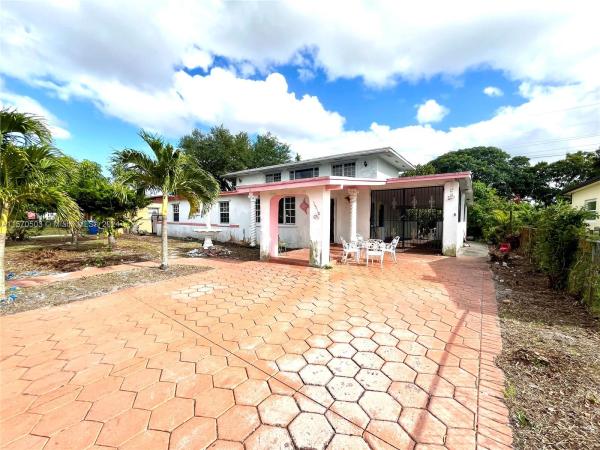 Kluston Manor, 2330 NW 179th Ter, Miami Gardens, Florida 33056, image 1