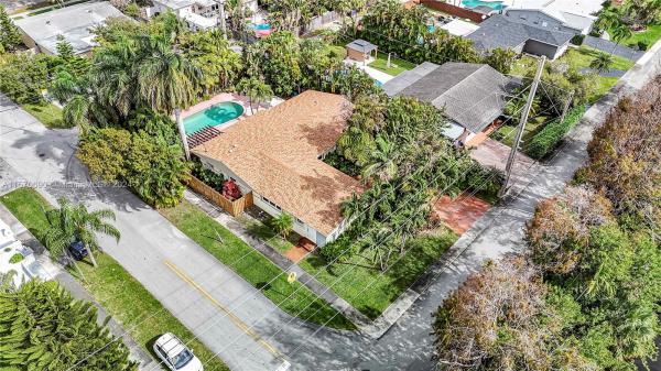 Sunset Isles, 2723 Arthur St, Hollywood, Florida 33020, image 1