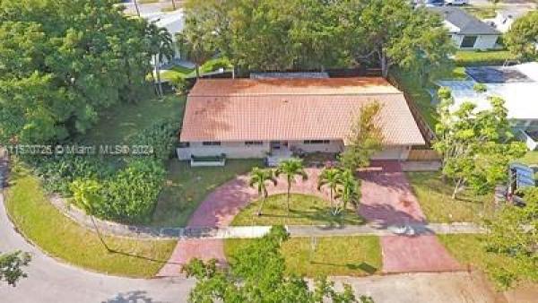 Stanley Manors, 1760 NE 139th St, North Miami, Florida 33181, image 3