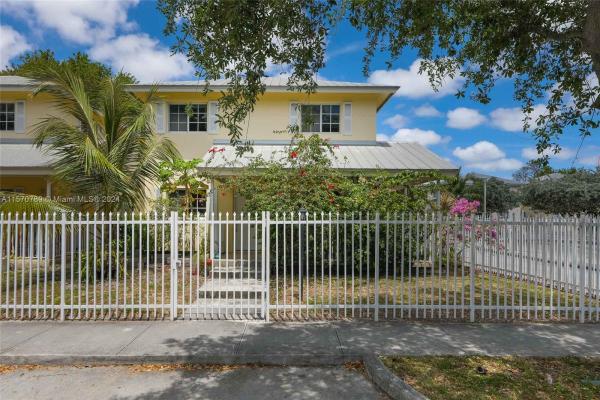 The Villas Of St Agnes, 385 NW 19th St #72, Miami, Florida 33136, image 3
