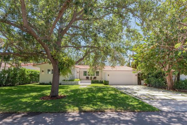 Coral Gables Country Club, 920 Alava Ave, Coral Gables, Florida 33146, image 3