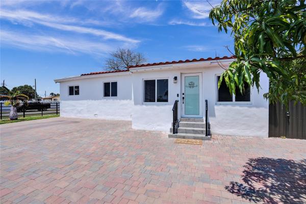 Saratoga Heights, 5420 E 7th Ave, Hialeah, Florida 33013, image 1