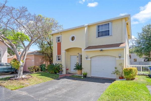 The Provinces Of Pierpointe At Pembroke Lakes, 11728 NW 12th St, Pembroke Pines, Florida 33026, image 3