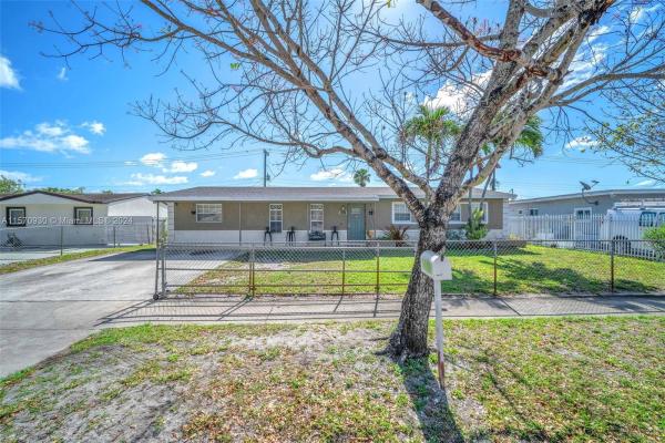 Carol City, 18011 NW 44th Ave, Miami Gardens, Florida 33055, image 2