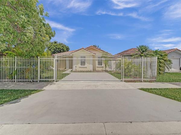 Abel Homes At Cambridge Estates, 13471 SW 278th Ter, Three Lakes, Florida 33032, image 1