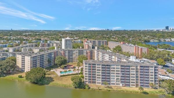 Daisy Gardens, 1750 NE 191st St #414-2, Ojus, Florida 33179, image 1