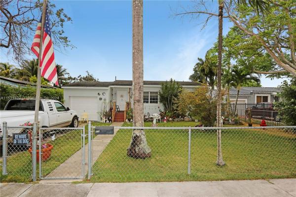 Newport, 655 NW 10th St, Homestead, Florida 33030, image 1