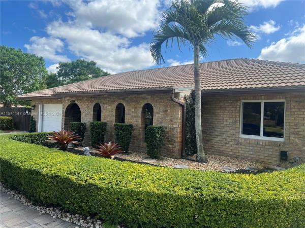 Plantation Harbor, 5280 SW 21st St, Plantation, Florida 33317, image 2