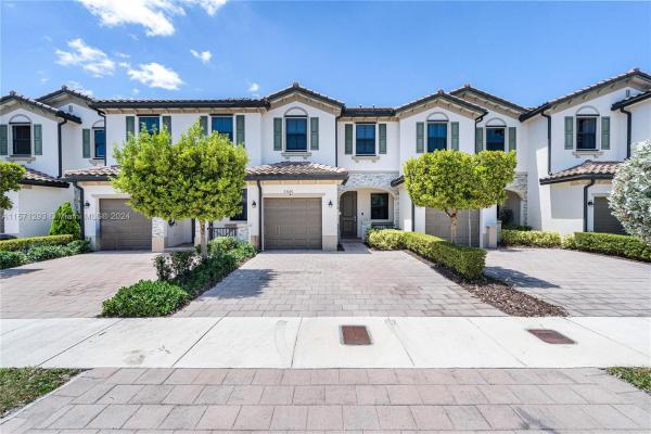Coco Palm Villas At Isola, 25160 SW 114th Ave #25160, South Miami Heights, Florida 33032, image 1