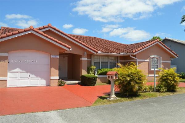 13371 SW 41st Ln, Tamiami, Florida 33175, image 3